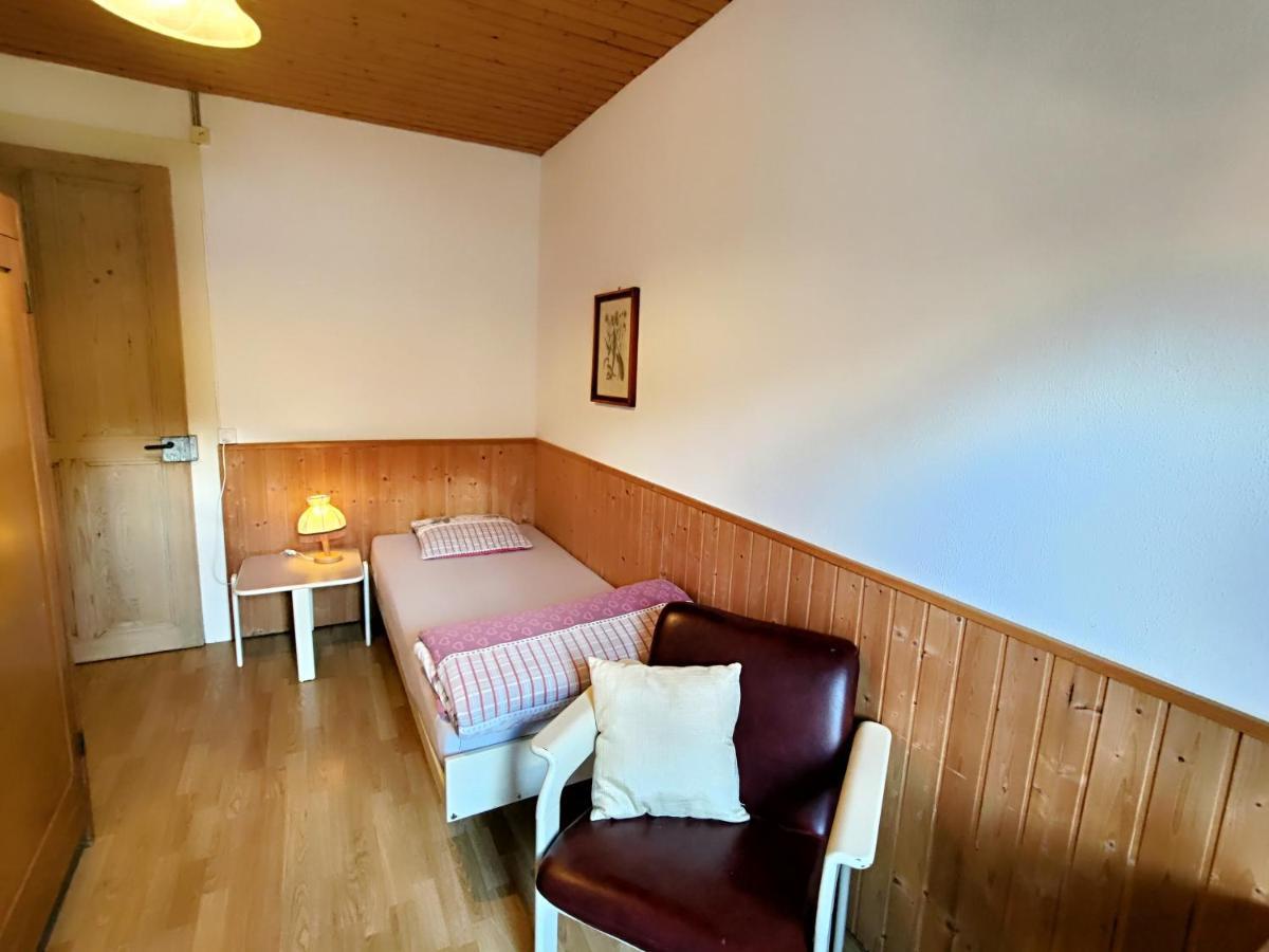 Maison D'Hotes De La Gare Montbovon Oda fotoğraf