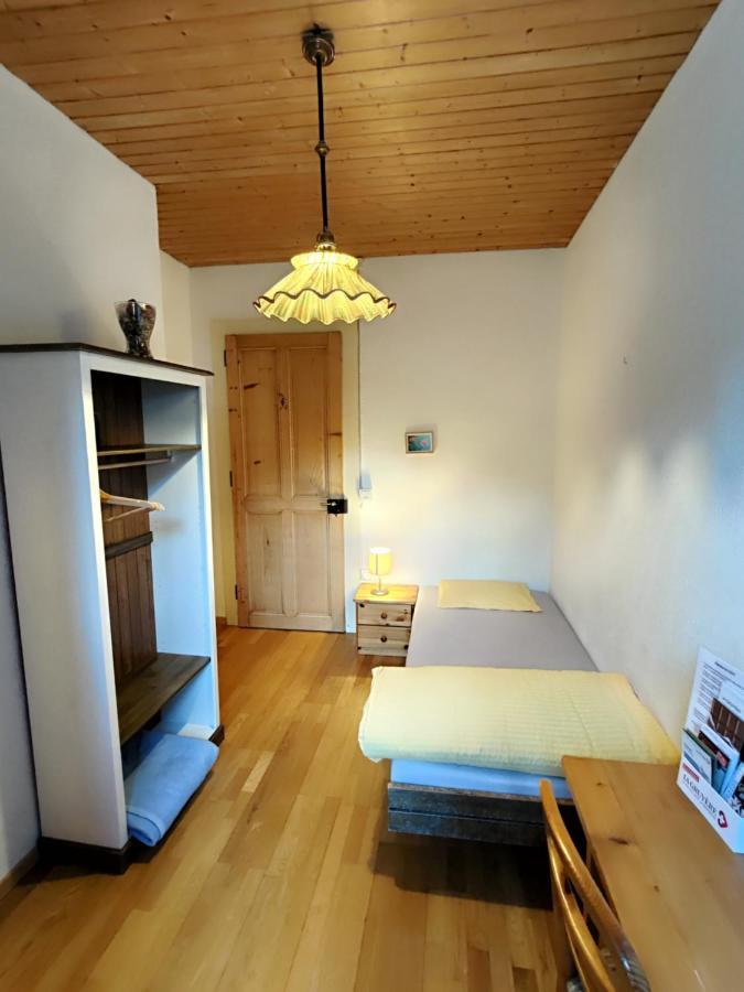 Maison D'Hotes De La Gare Montbovon Oda fotoğraf